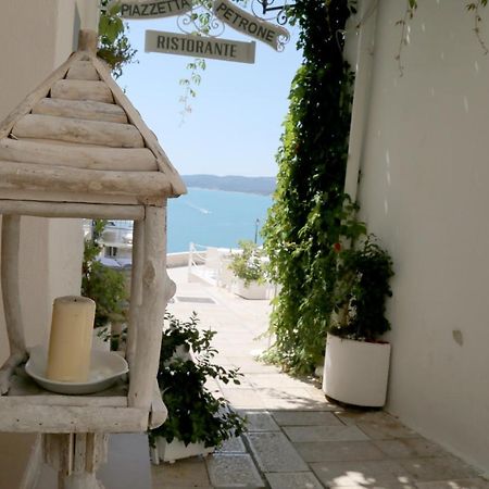 Piazzetta Petrone Apartments + Parking Vieste Kültér fotó