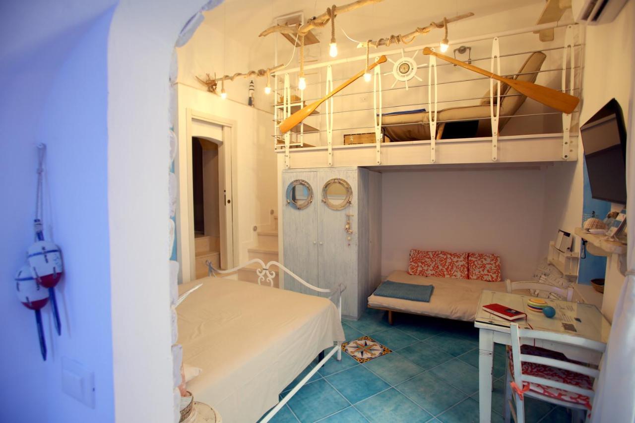 Piazzetta Petrone Apartments + Parking Vieste Kültér fotó