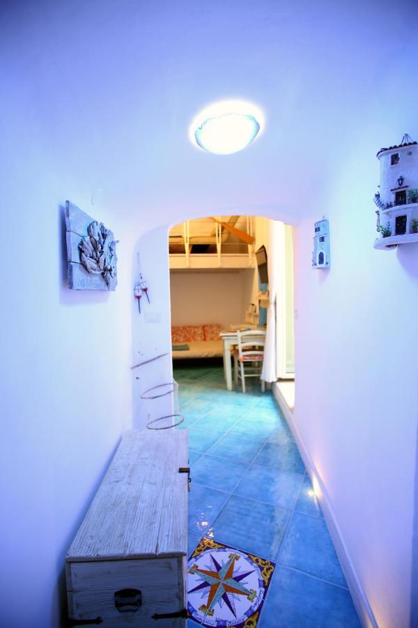 Piazzetta Petrone Apartments + Parking Vieste Kültér fotó