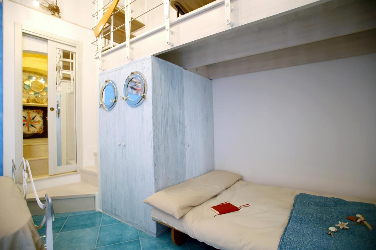 Piazzetta Petrone Apartments + Parking Vieste Kültér fotó