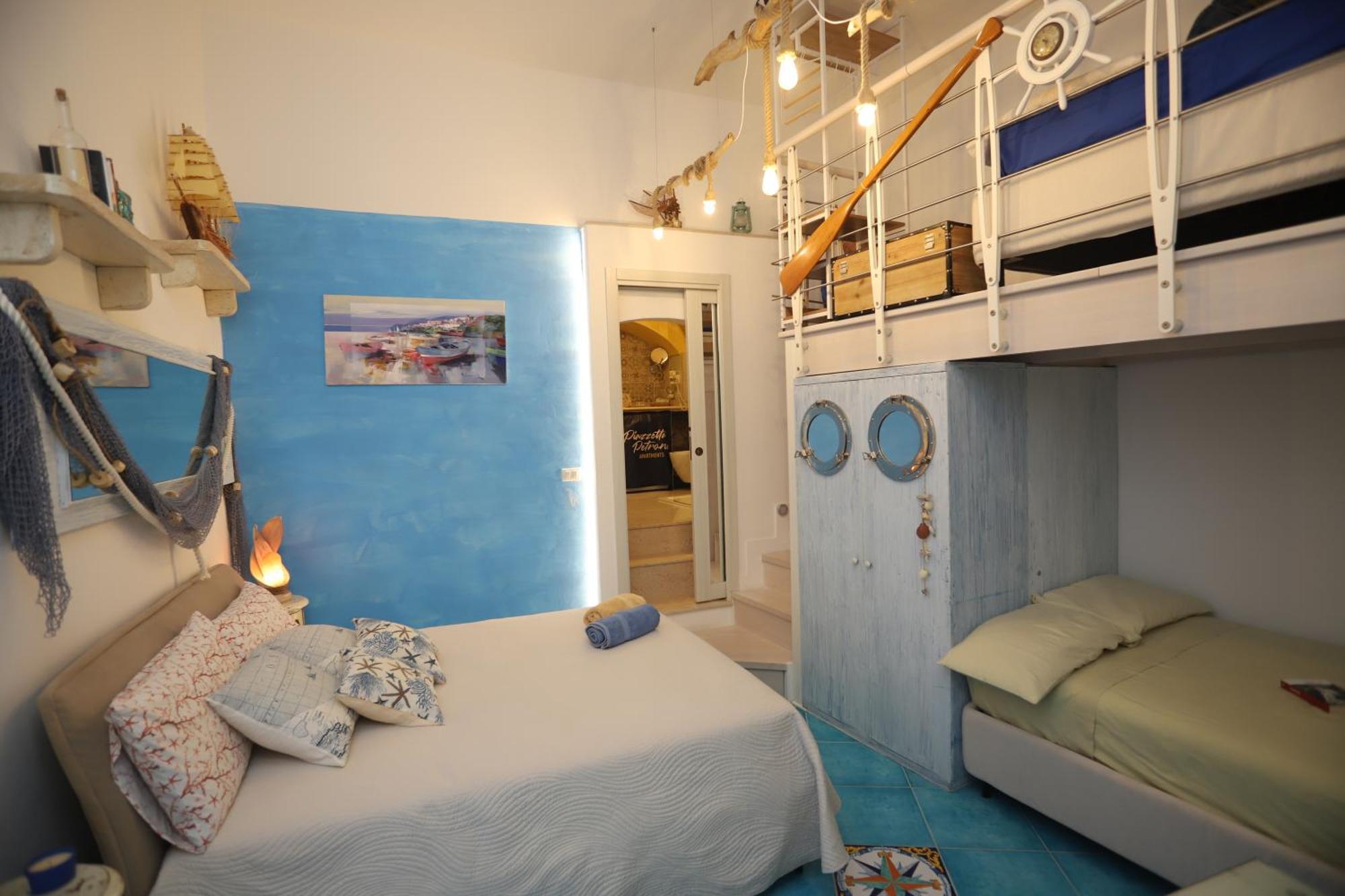 Piazzetta Petrone Apartments + Parking Vieste Kültér fotó